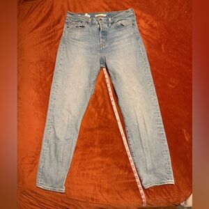 Premium Levi's Women's wedgie Jeans